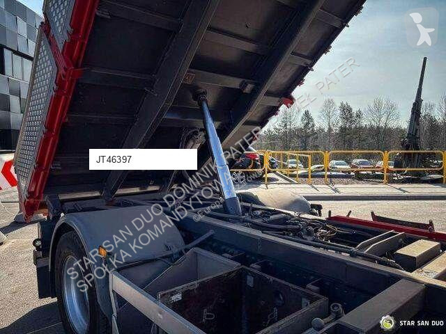 Camión Mercedes 975