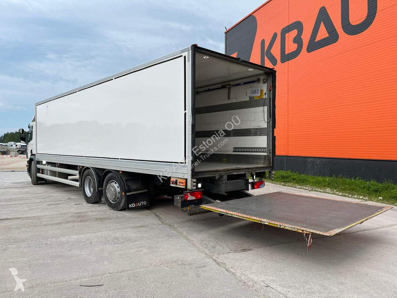 Kamion Scania P 360 6x2*4 BOX =9718 mm