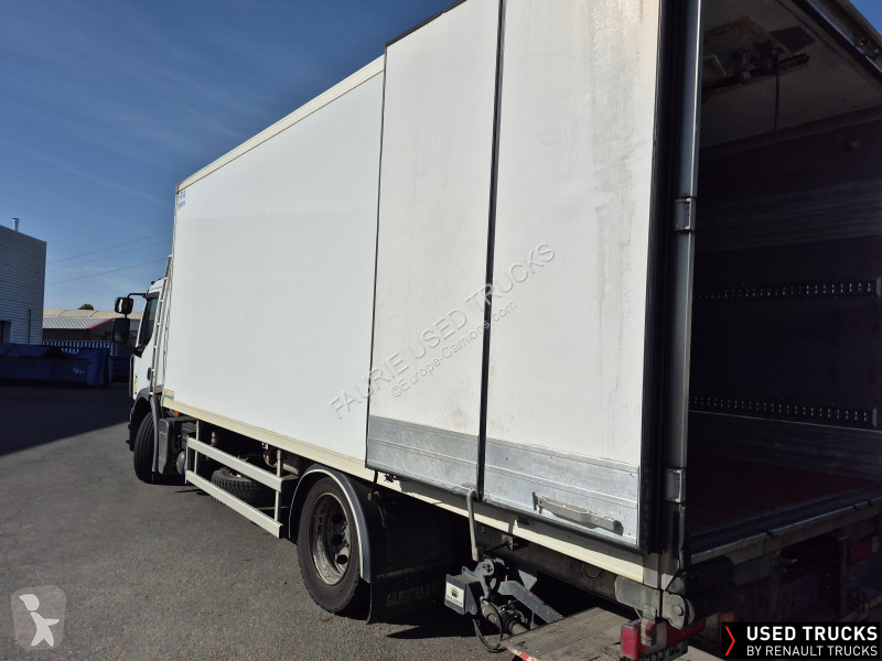 Camion Renault DISTRIBUTION