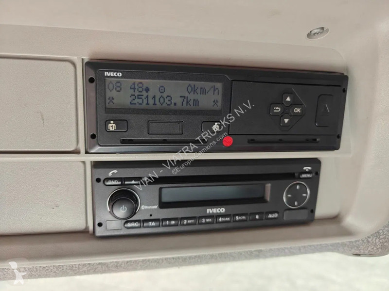 Kamion Iveco 310 Euro6 + FASSI F155 A.022 E-Active