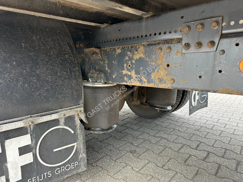 Kamion Iveco EuroCargo 180 Closed Box Saxas 12T...