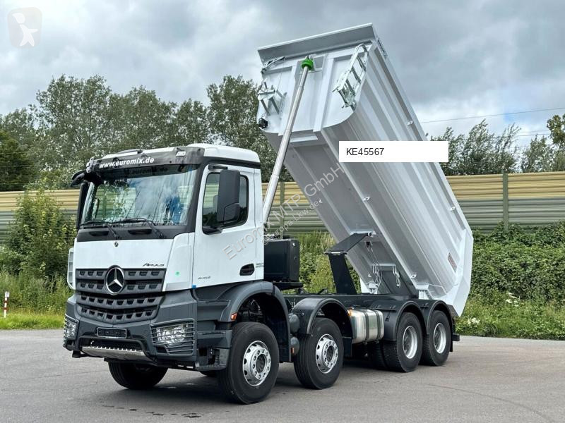 Kamion Mercedes 4142 8X4  Mulden-  Kipper -...