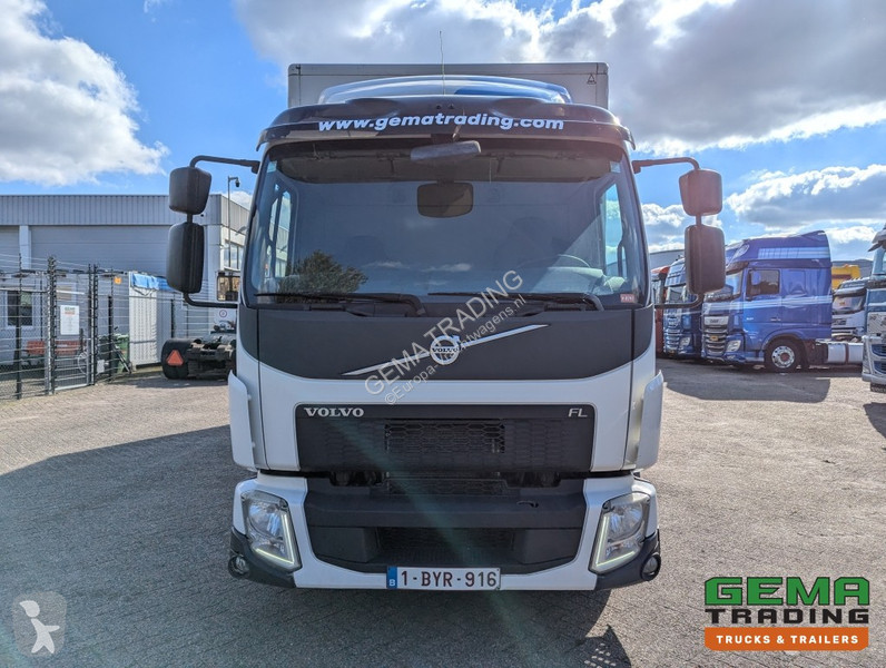 Kamion Volvo FL250 4x2 Daycab Euro6 Closed Box...