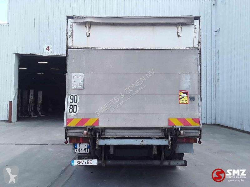 Kamion Mercedes 1218