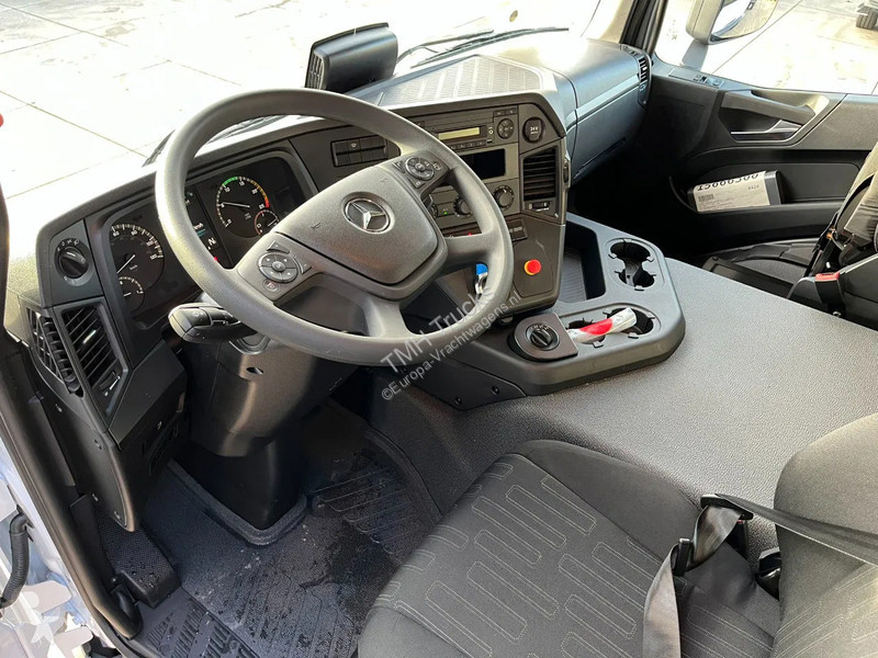 Camion Mercedes 3340 A 6x6 Cargo Truck