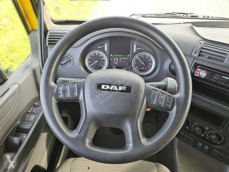 Kamion DAF 220 CARRIER LIFT DOORS
