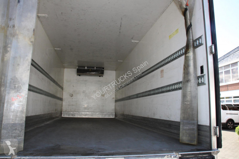Camion DAF LF 250 E6  Carrier Supra Strom Tür +...