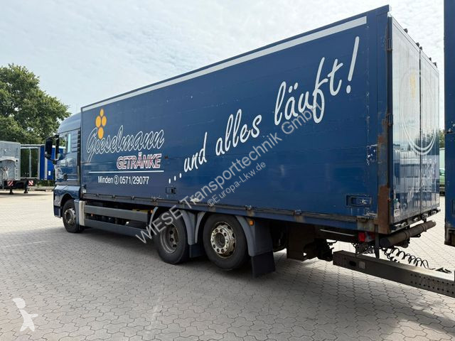 Camion MAN Schwenkwand-Getränkeaufbau incl....
