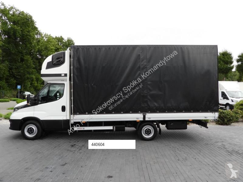 Véhicule utilitaire Iveco DAILY 35S18 PLANDEKA...