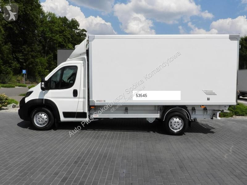 Camion Peugeot BOXER CHŁODNIA KONTENER 0*C 8...