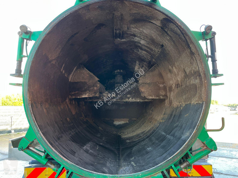 Lastbil Scania R 124 6x2*4 TANK 1500 I + 13000...