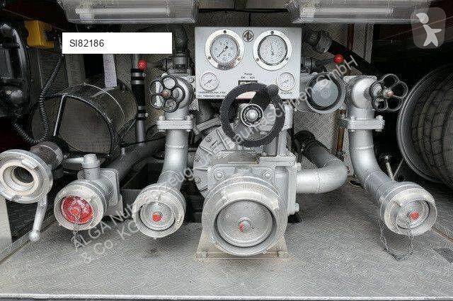 Camion Mercedes 814 F/Feuerwehr/Pumpe/9 Sitze
