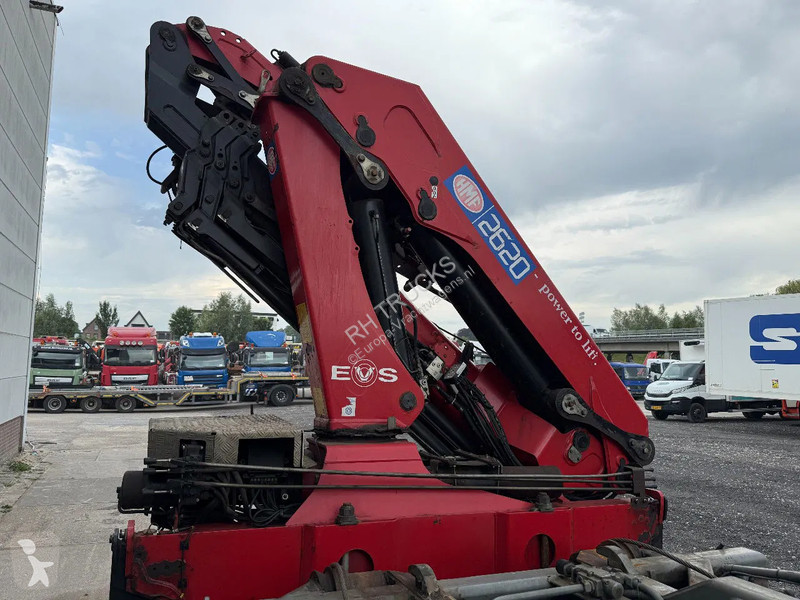 Kamion DAF 85460 8X2 + YEAR 2016 HMF CRANE...