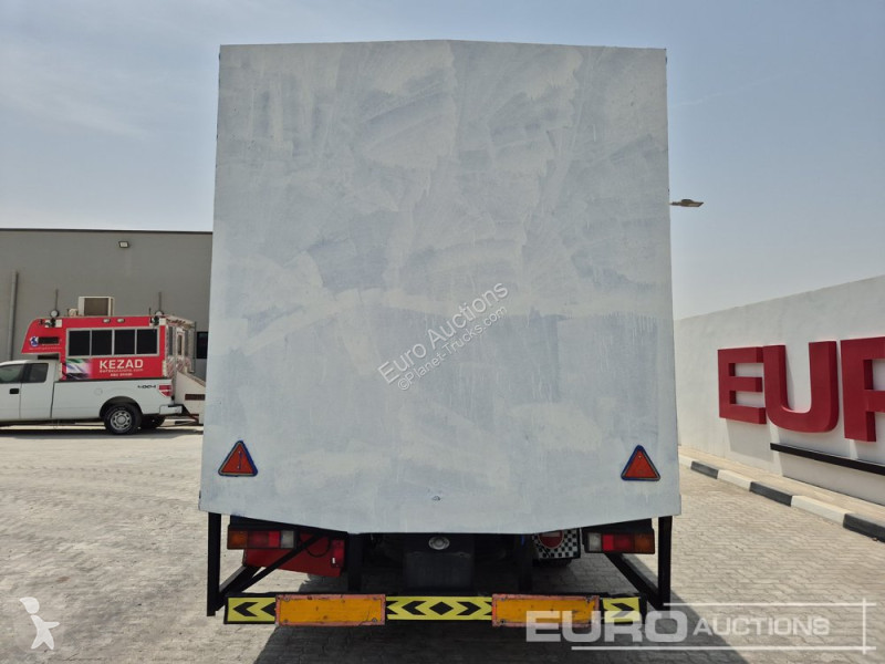 Camion Mitsubishi