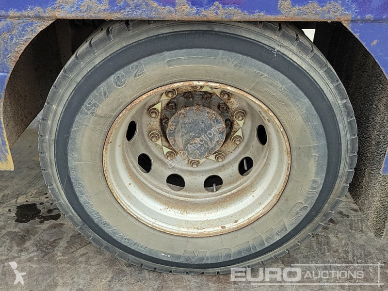 Camion  P230