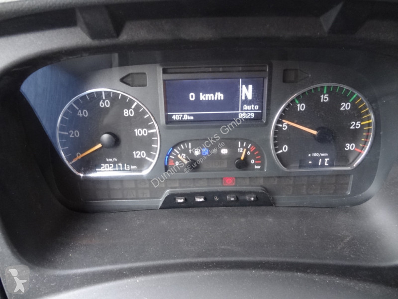 Kamion Mercedes 822