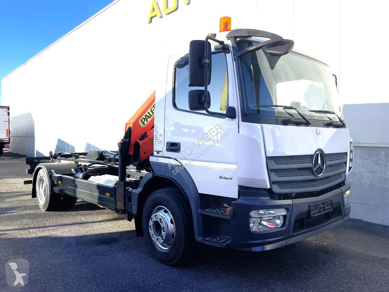 Camion Mercedes 1621 *Palfinger...
