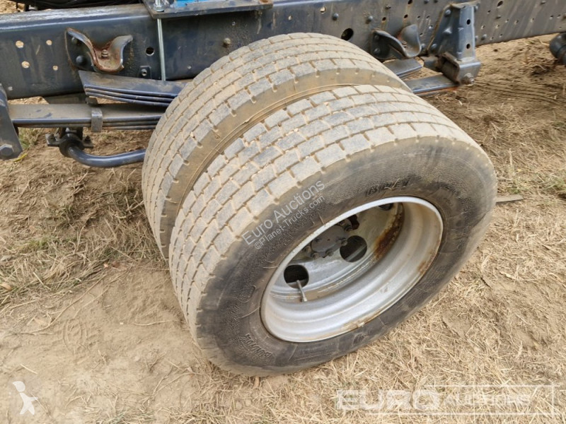 Lastbil Isuzu NQR 7