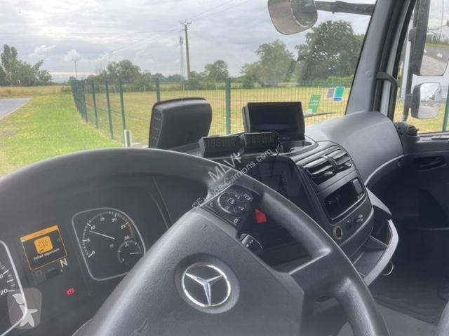 Camion Mercedes 1218