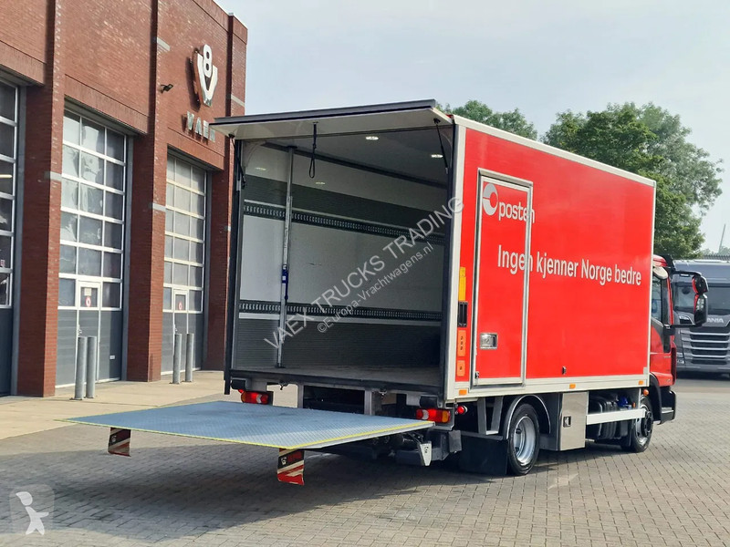 Kamion Iveco 75-190 Isotherm box - Zepro...