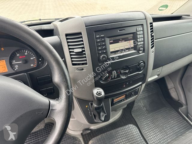 Camion Mercedes 516 4x2 LBW