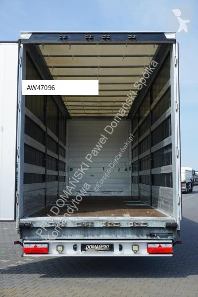 Kamion s návěsem Mercedes / TANDEM