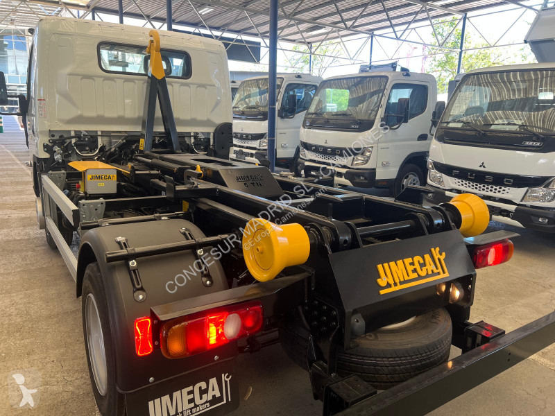 Camion Mitsubishi Fuso  7C18 Gancho Multilift