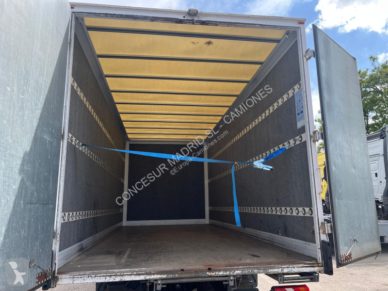Kamion Mercedes  818 L
