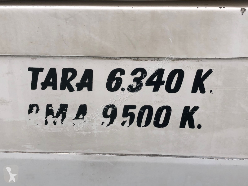 Kamion Renault T MIDLUM 220.10