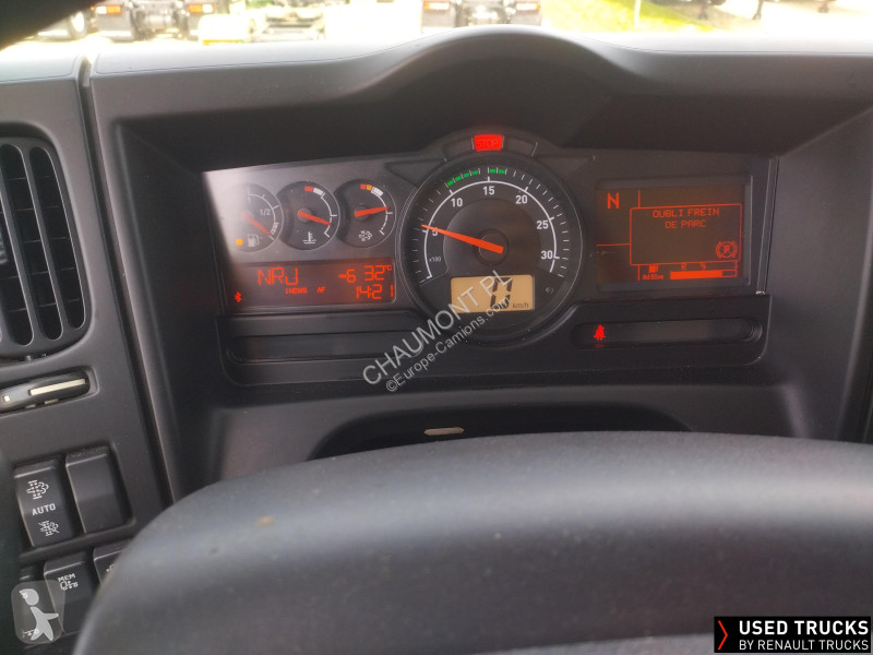 Lastbil Renault D Wide