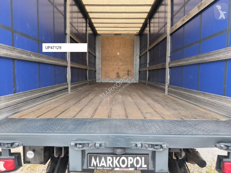 Camion remorque DAF Plandeka