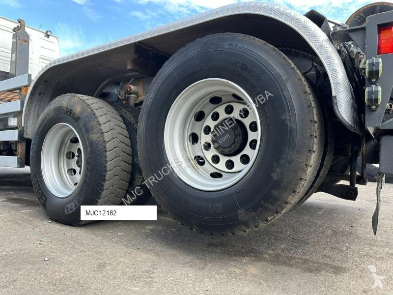 Camion Volvo 25T HOOKLIFT - 6200mm