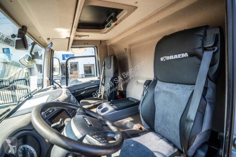 Camion DAF 260 (19T) + DHOLLANDIA 2.5T.