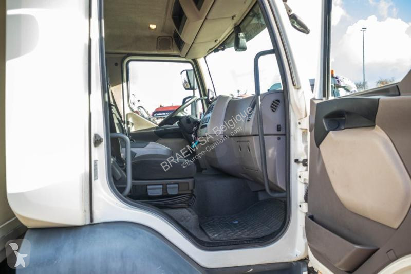 Vrachtwagen DAF 220(16t)+DHOLLANDIA