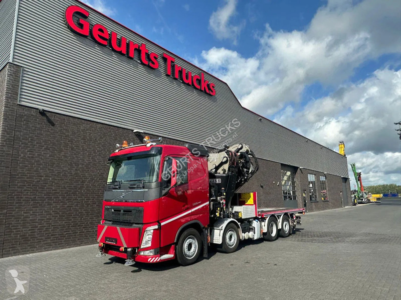 Lastbil Volvo 500 8X2F R BAKWAGEN MET FASSI...