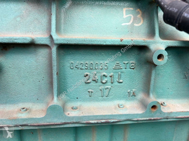 قطع غيار الآليات الثقيلة Volvo VOLVO PENTA...