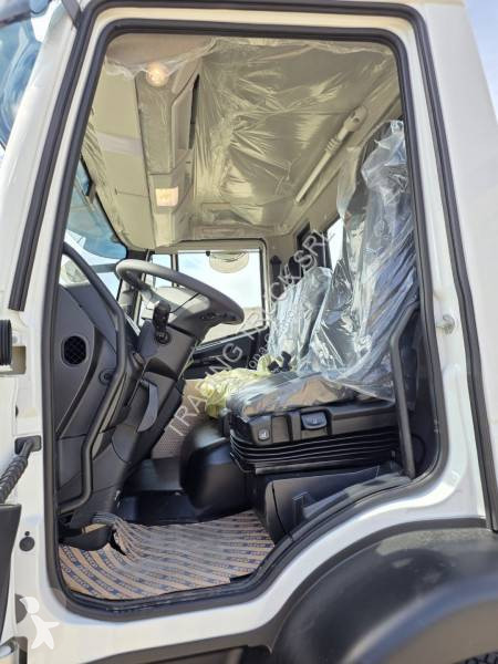 شاحنة Iveco