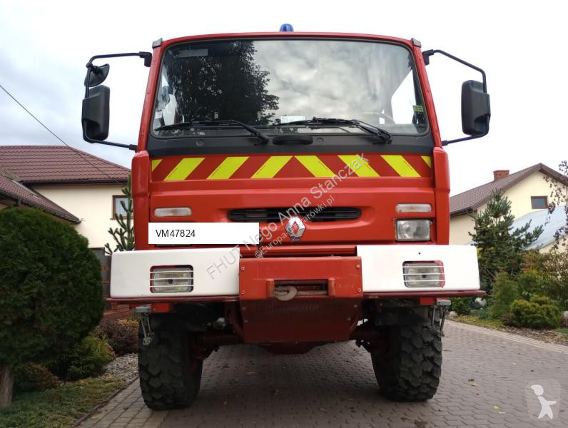 Камион Renault desautel