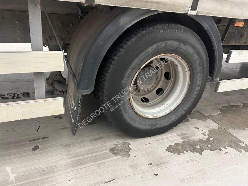 شاحنة Iveco 150E25