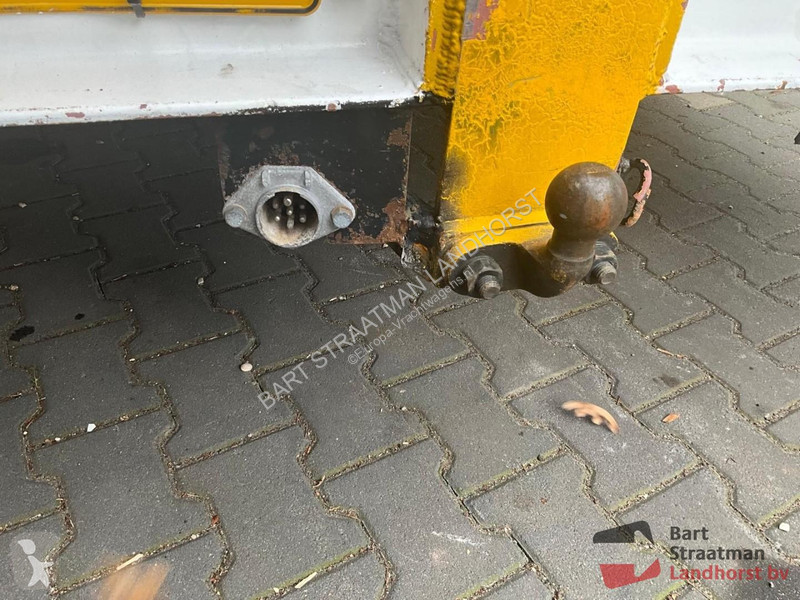 Camión Mercedes 4x2 Euro 0 Handgeschakelde...
