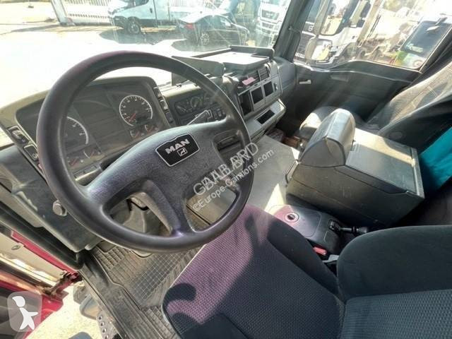 شاحنة MAN