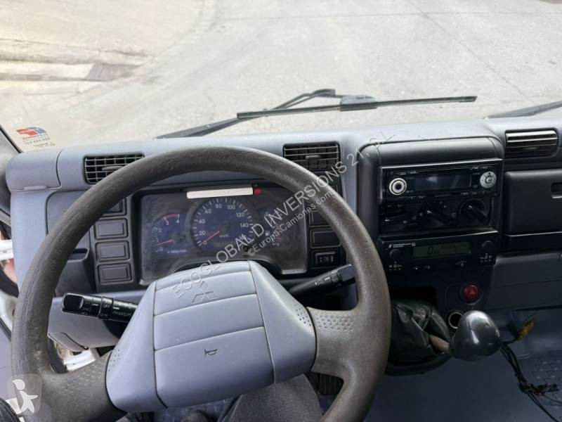 Ciężarówka Mitsubishi Fuso
