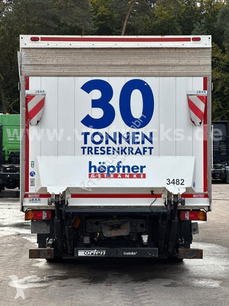 شاحنة MAN 22.250 Getränkewagen mit Ladebordwand...