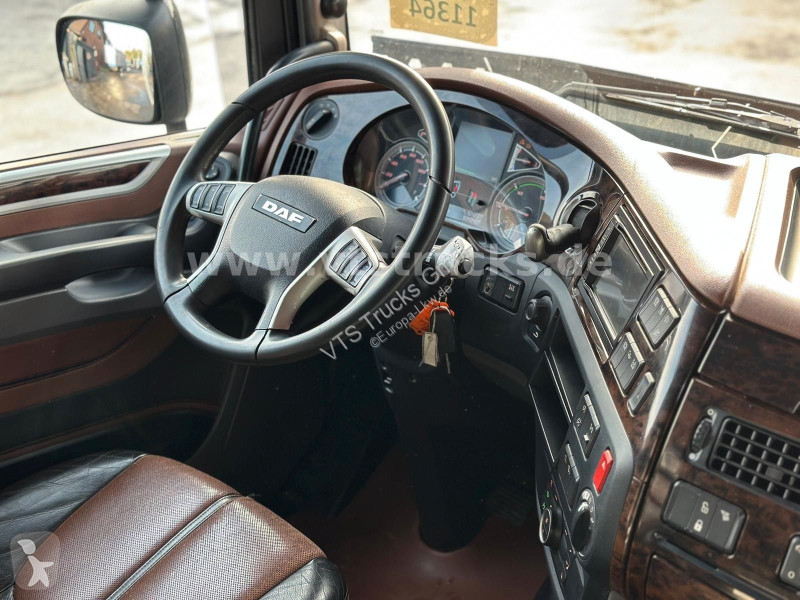 شاحنة DAF 530 4x2 Finkl 2.Stock Viehaufbau
