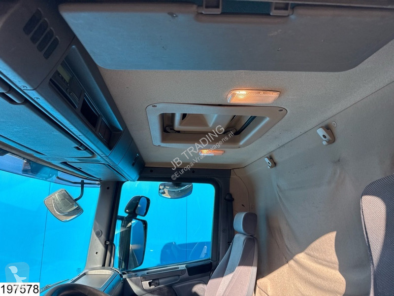 Camion Scania 230 Carrier, Dhollandia
