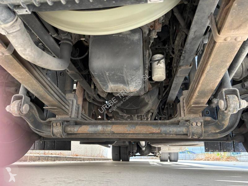 شاحنة Iveco 180E30