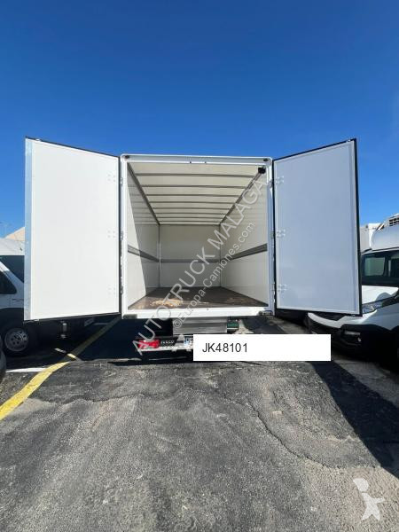 شاحنة Iveco 72C18 PAQUETERO