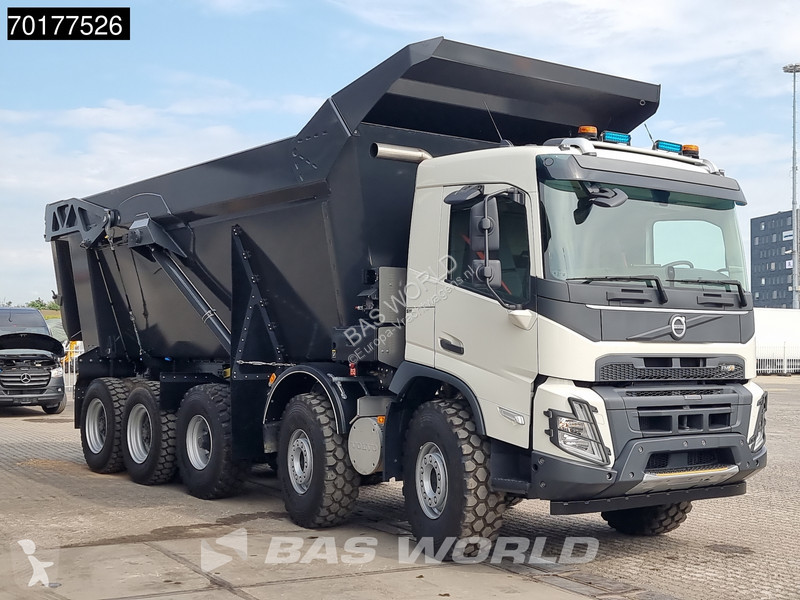 شاحنة Volvo 520 10X4 NEW 50T Payload 30m3...