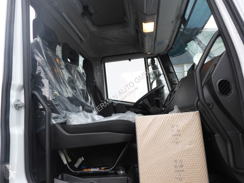 شاحنة Iveco 180E32K Radstand.4.185mm 2-Stück MY 25