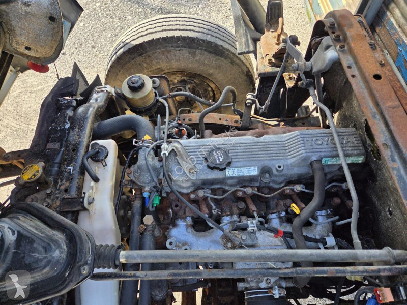 شاحنة Toyota  BU96L